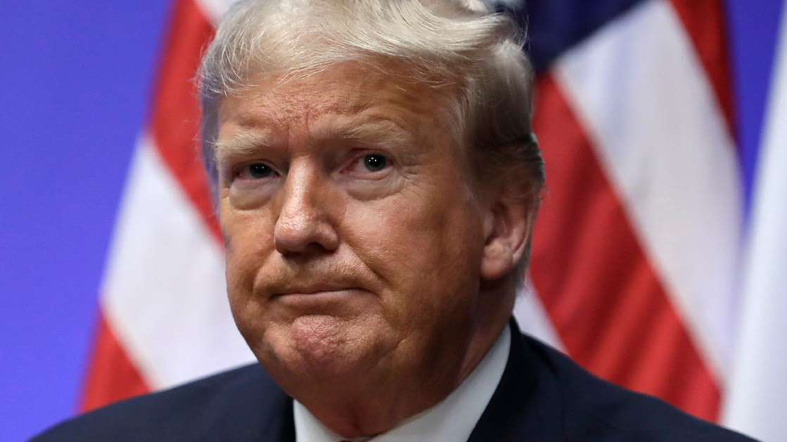 Tổng thống Trump: "Muốn luận tội tôi à, làm ngay đi!"