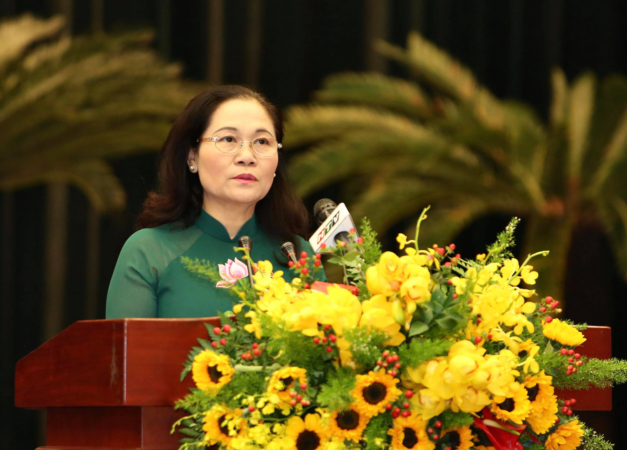 B&iacute; thư Th&agrave;nh ủy TP HCM: Mỗi ng&agrave;y TP thu ng&acirc;n s&aacute;ch hơn 1.600 tỉ đồng - Ảnh 2.