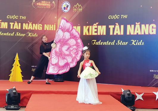 Sân chơi nghệ thuật cho con CNVC-LĐ