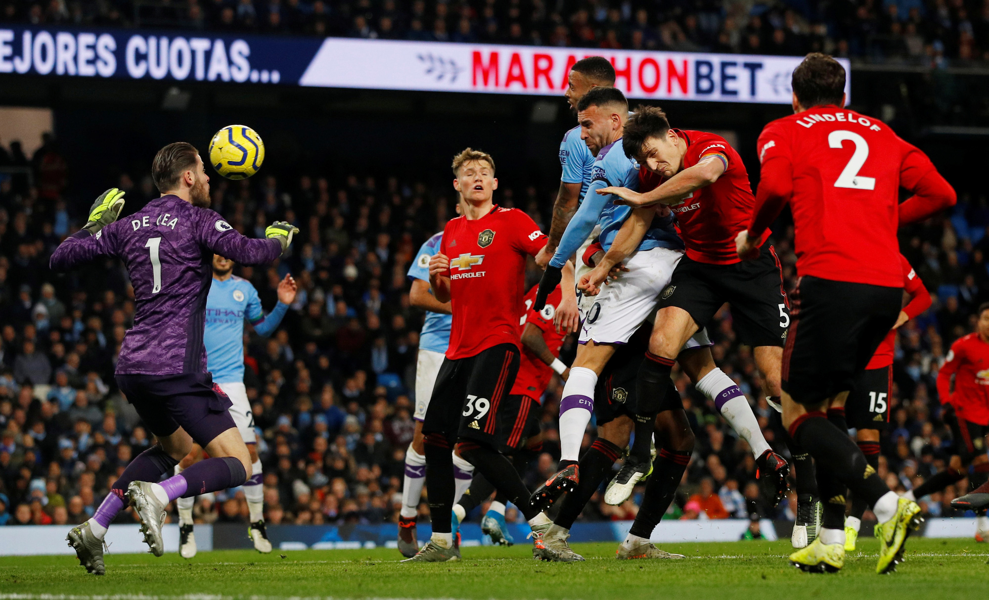 6 ph&uacute;t b&ugrave;ng nổ, song s&aacute;t Man United gieo sầu Man City trận đại chiến - Ảnh 8.