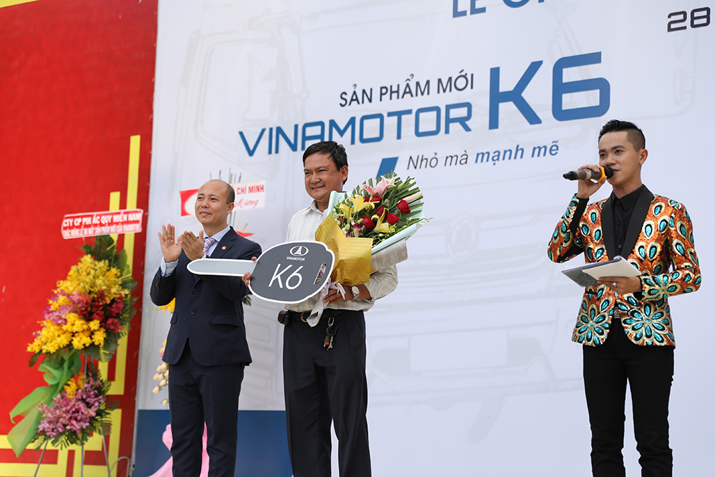 Vinamotor K6 ra mắt khách hàng miền Nam - Ảnh 2.