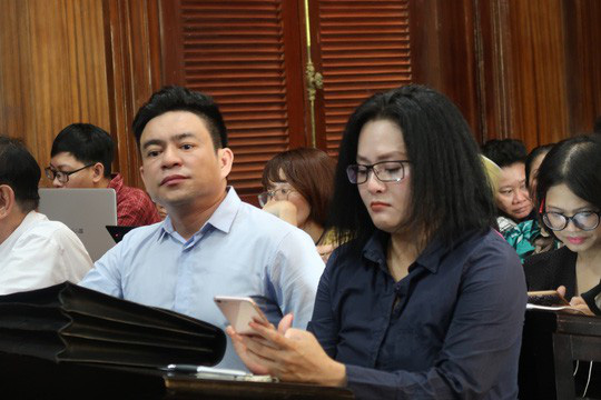 Ông Chiêm Quốc Thái yêu cầu dẫn giải bác sĩ Hoa Sen đến tòa