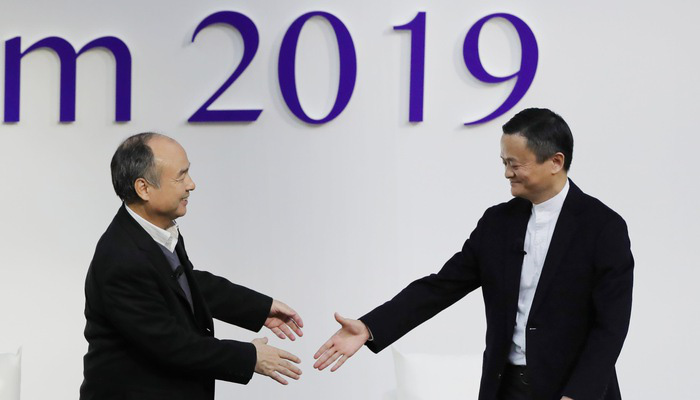 Jack Ma: Các công ty không thể sống dựa vào cổ đông - Ảnh 1.
