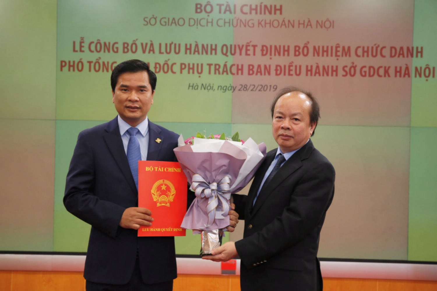 Bộ Tài chính lên tiếng về việc bổ nhiệm "thần tốc" lãnh đạo Sở Giao dịch chứng khoán Hà Nội