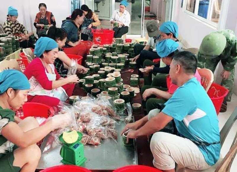 Giá tăng vù vù, đặc sản nem chua xứ Thanh vẫn “cháy hàng”