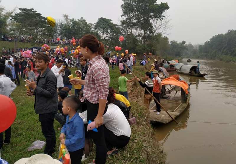 Phiên chợ đánh nhau cầu may chỉ họp 1 lần trong năm ở Thanh Hóa - Ảnh 3.