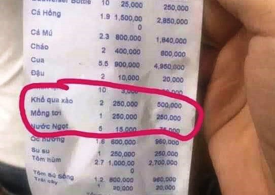 Khổ qua xào giá 250.000 đồng/dĩa tiếp tục gây "bão" ở Nha Trang