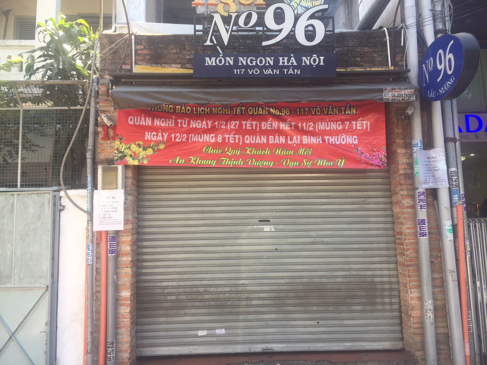 M&ugrave;ng 7 Tết, nhiều h&agrave;ng qu&aacute;n ở TP HCM vẫn chưa khai trương - Ảnh 5.