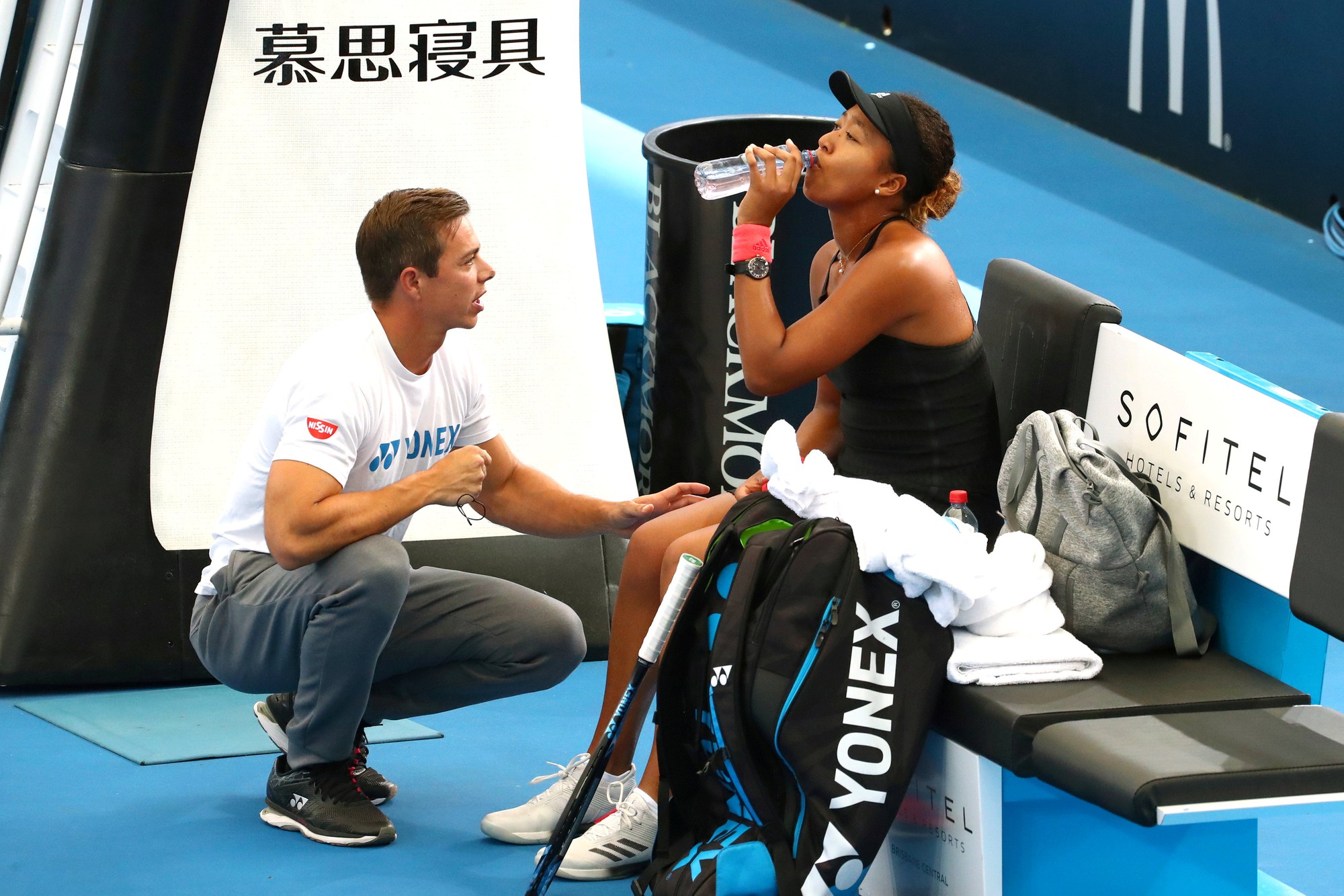 Naomi Osaka chia tay HLV sau khi lên ngôi số 1 thế giới - Ảnh 2.