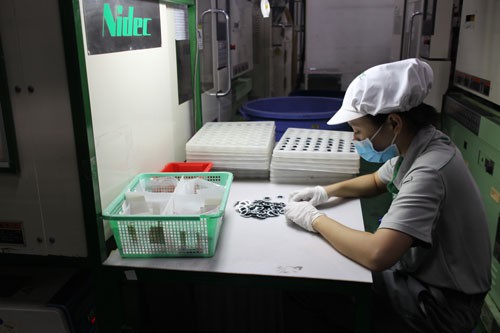 TP HCM: Công nhân phấn khởi trở lại làm việc sau Tết