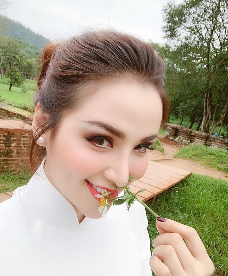 Hoa hậu Diễm Hương phát biểu gây sốc: "Hãy lấy nhau vì tiền"!