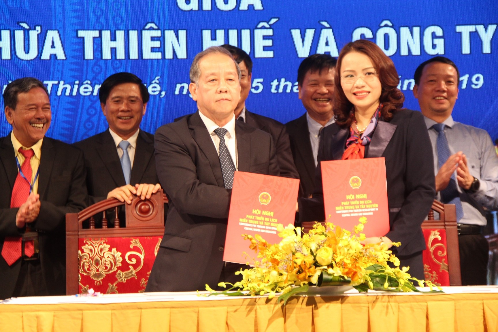 Thừa Thiên – Huế ký kết hợp tác chiến lược với nhiều doanh nghiệp lớn