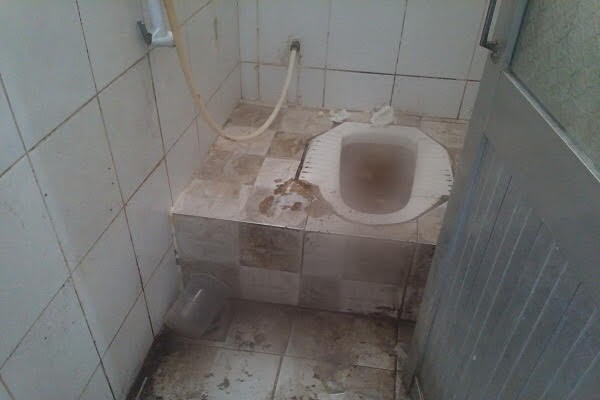 Bộ Y tế yêu cầu làm rõ thông tin “nín thở đi vệ sinh” tại bệnh viện