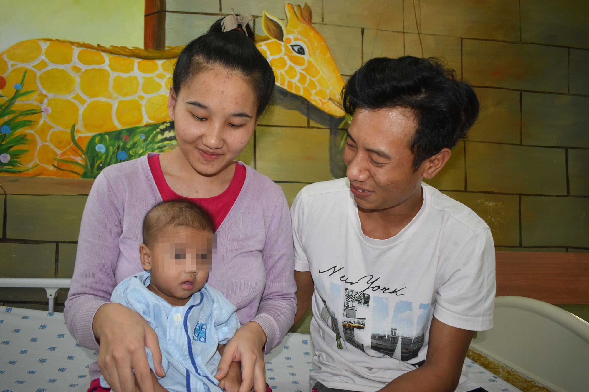 "Chú lính chì" tí hon mừng xuân đầu tiên