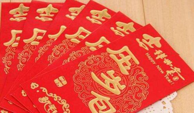 Bé 10 tuổi thắng kiện cha, lấy lại... tiền lì xì