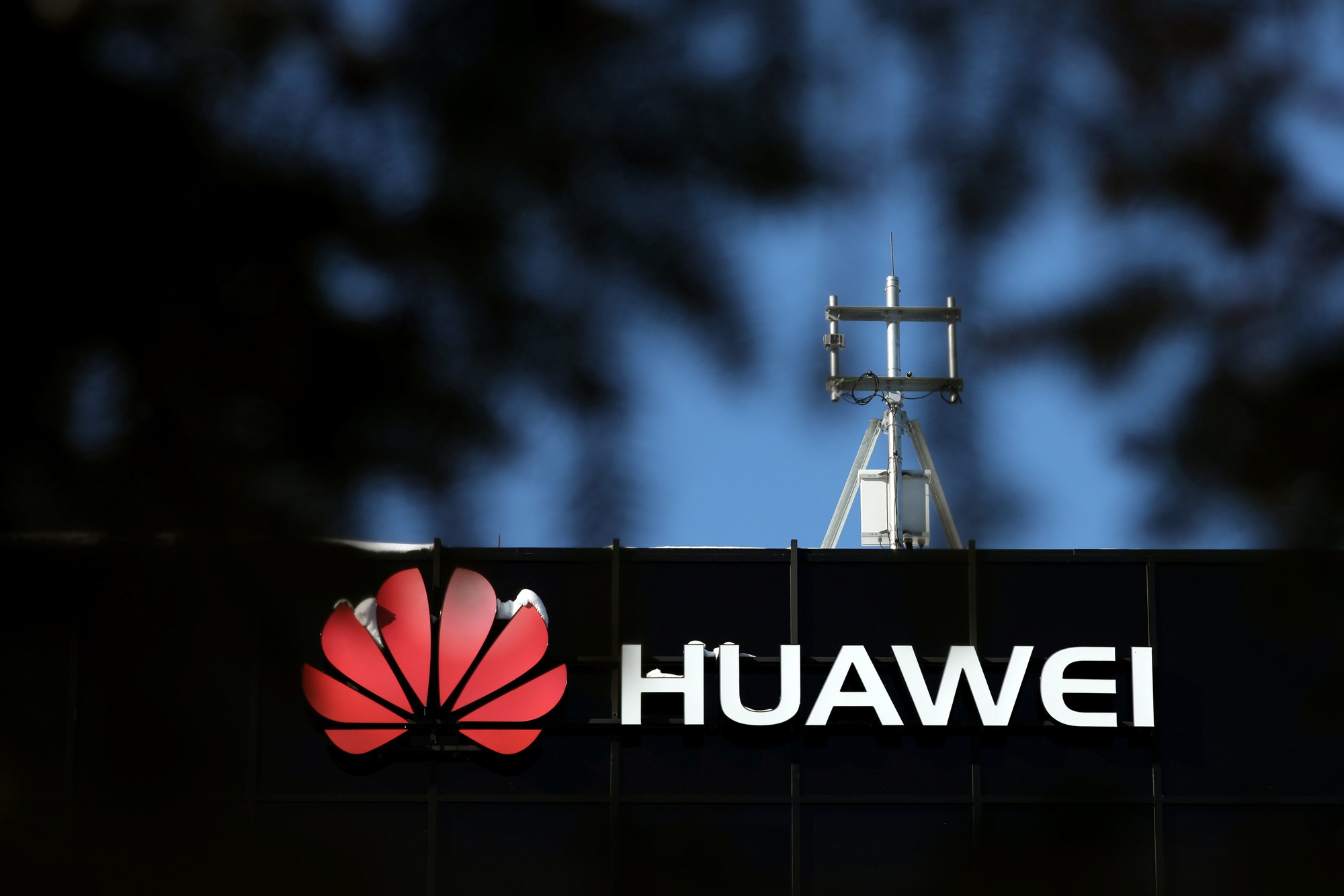 Hội nghị An ninh Munich: Mỹ - Trung đấu khẩu về biển Đ&ocirc;ng, Huawei - Ảnh 2.