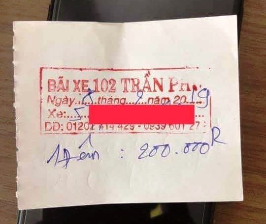 Loạn thu phí giữ xe ở Nha Trang