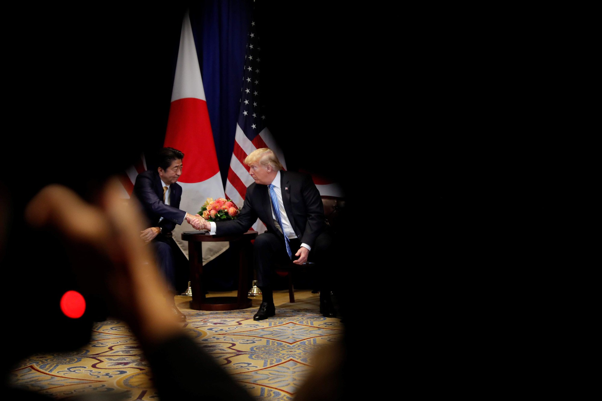 Hé lộ hậu trường vụ ông Abe đề cử Tổng thống Trump cho Giải Nobel Hòa bình