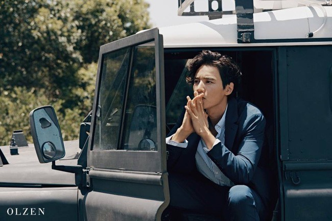 41 tuổi, Won Bin vẫn đánh bại các mỹ nam trẻ - Ảnh 2.