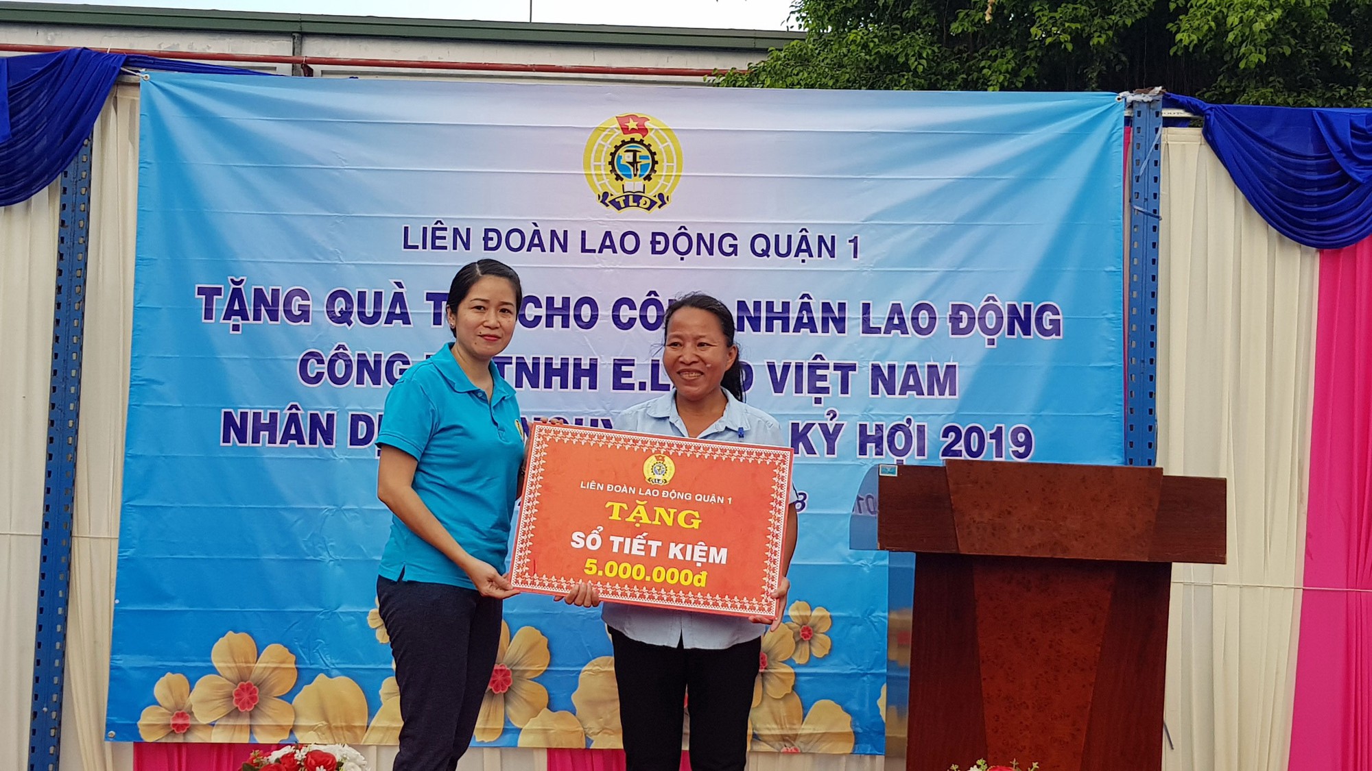 Chăm lo cho nữ CNVC-LĐ khó khăn