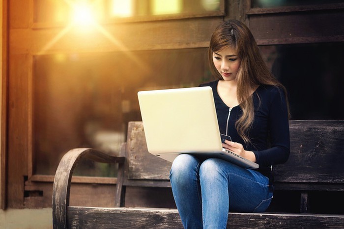 4 cách bảo vệ da hiệu quả dưới ánh nắng mùa hè