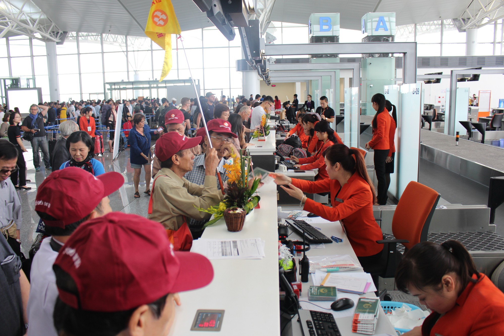 Cận Tết, hàng không dồn dập mở đường bay mới - Ảnh 1.