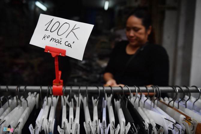 Ma trận sale vỉa hè ngày giáp Tết