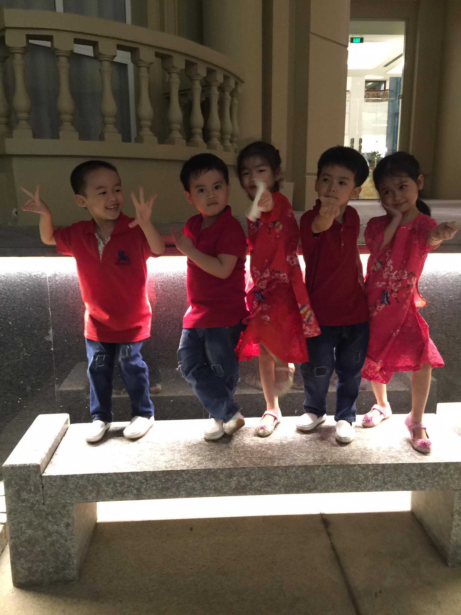 (gui ba hoi dong bai dang ngay 28 Tet)Ca sinh 5 đầu ti&ecirc;n ở Việt Nam b&acirc;y giờ ra sao? - Ảnh 12.