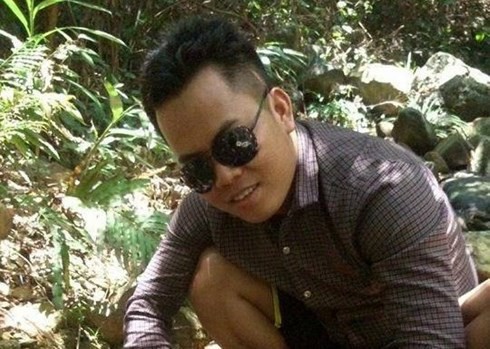 Thấy thức ăn vương vãi dưới nền nhà, con trai xô mẹ đẻ dẫn tới tử vong