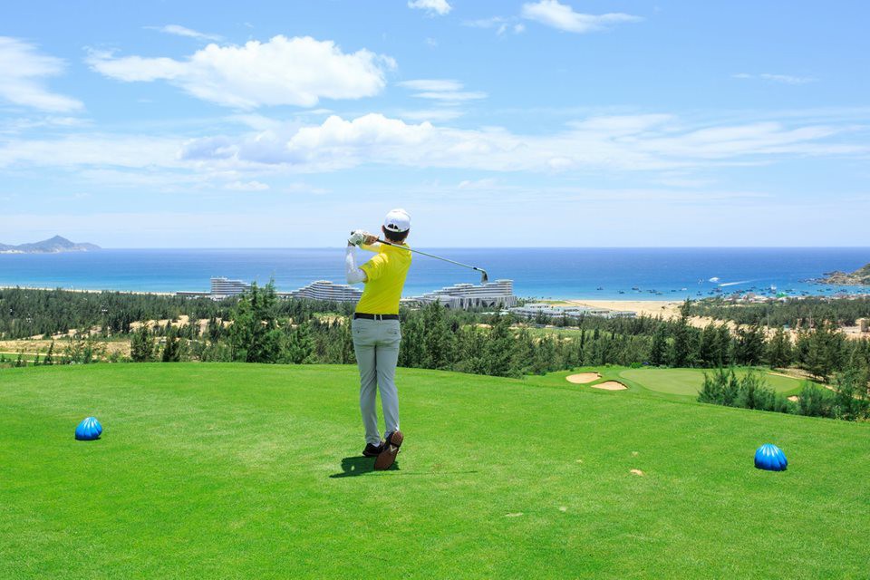 Săn HIO 16 xe Mercedes tại FLC Golf Championship 2019 - Ảnh 4.