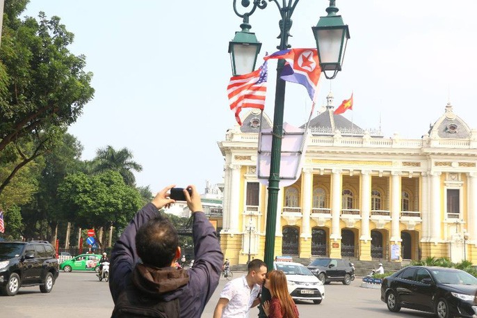Hà Nội nhộn nhịp chào đón Hội nghị Thượng đỉnh Mỹ - Triều