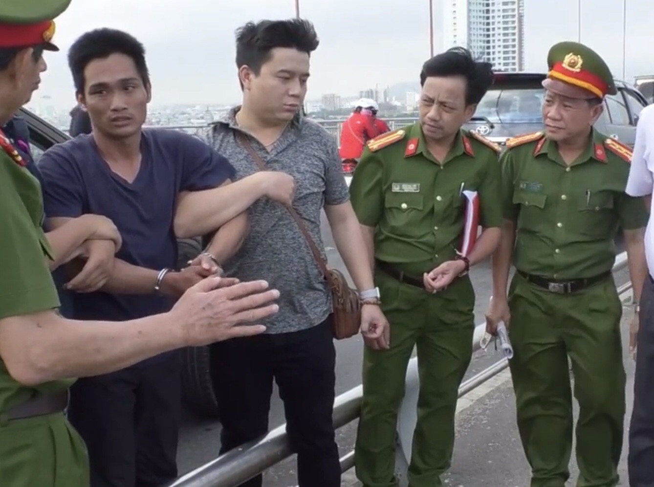 Cha nhẫn tâm sát hại con gái rồi ném xác xuống sông Hàn phi tang