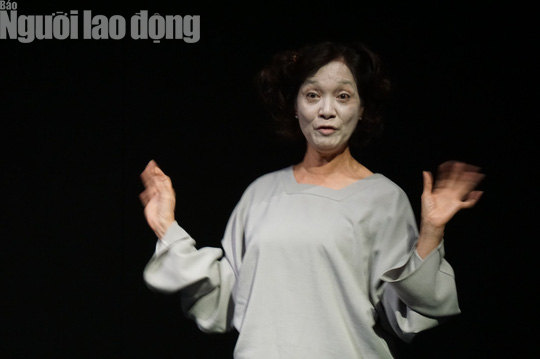NSND Lê Khanh không cho phép mình nghỉ hưu - Ảnh 1.