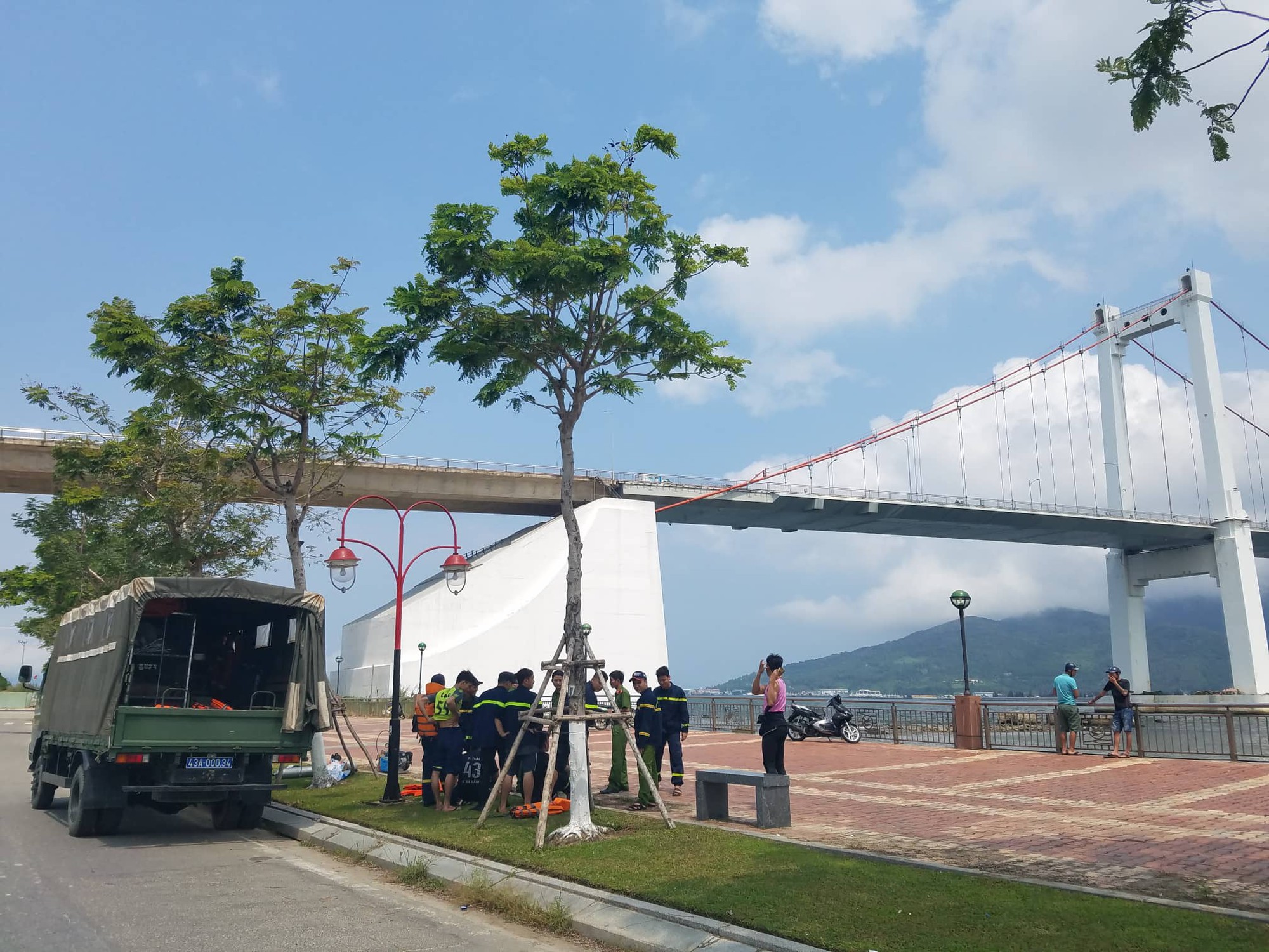 Cha nhẫn tâm sát hại con gái rồi ném xác xuống sông Hàn phi tang - Ảnh 1.