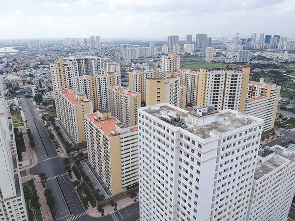 Rủi ro ph&aacute;p l&yacute; tr&ecirc;n thị trường bất động sản - Ảnh 1.