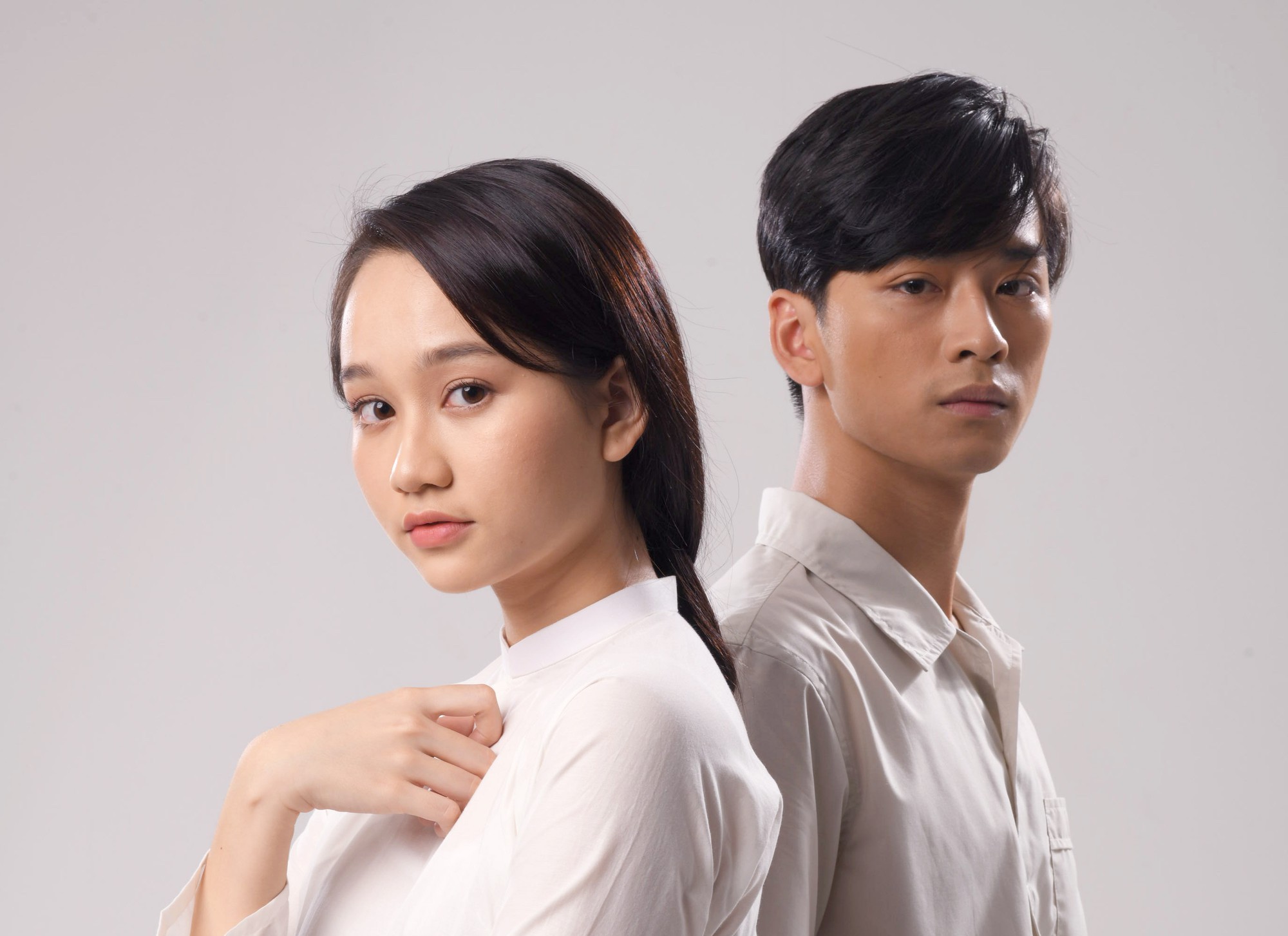 Lộ mặt Ngạn và Hà Lan trong "Mắt biếc" của Victor Vũ