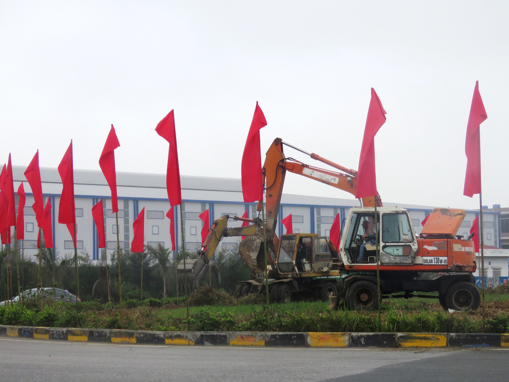 Hải Ph&ograve;ng: Chạy nước r&uacute;t trang ho&agrave;ng đ&ocirc; thị ch&agrave;o đ&oacute;n Đo&agrave;n Triều Ti&ecirc;n tới thăm - Ảnh 2.