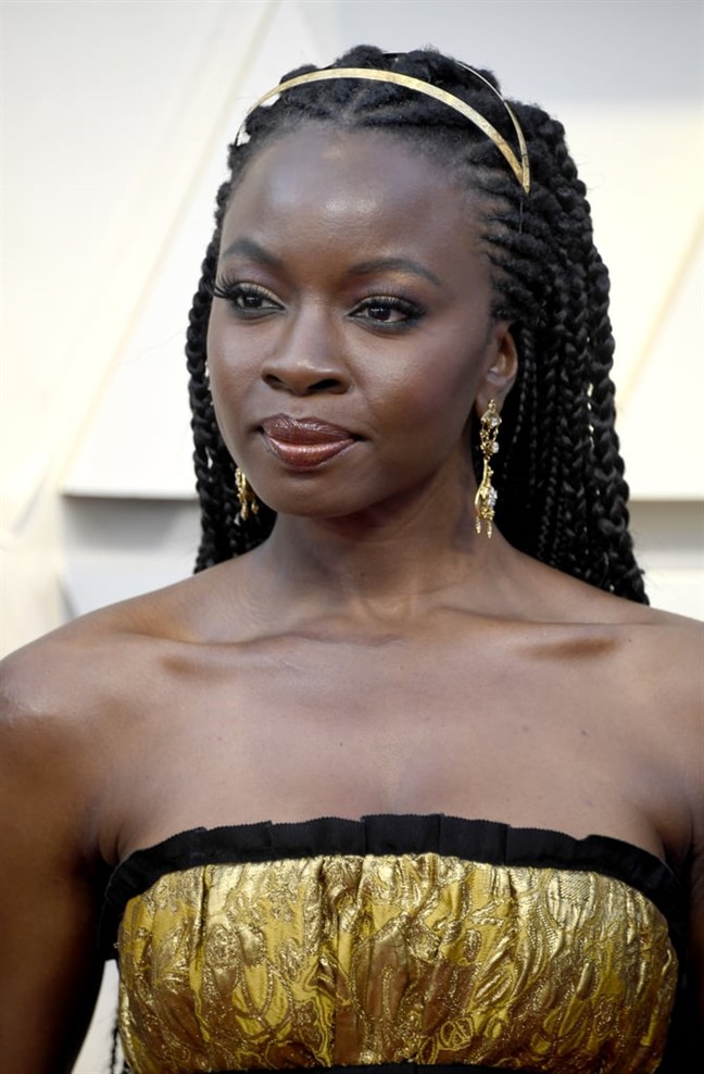 Phụ kiện to bản l&ecirc;n ng&ocirc;i tại Oscar 2019 - Ảnh 21.