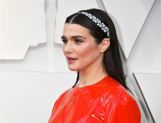 Phụ kiện to bản l&ecirc;n ng&ocirc;i tại Oscar 2019 - Ảnh 4.