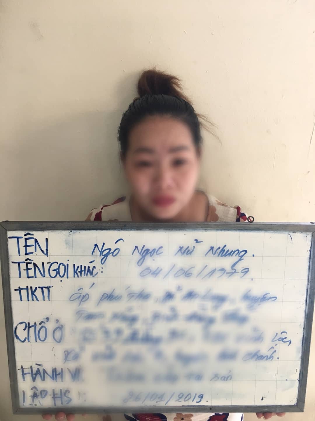 Công an TP HCM phá đường dây giang hồ dùng vợ, bạn gái dụ quý ông hưởng lạc - Ảnh 5.