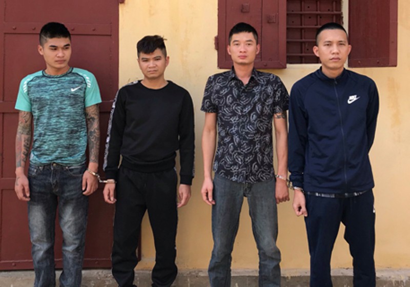 2 nhóm thanh niên "hỗn chiến" trong quán karaoke, 4 người bị thương