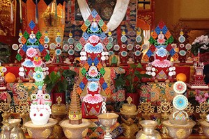 Bữa cơm Tất niên và tục lệ độc đáo ngày Tết của người Tạng