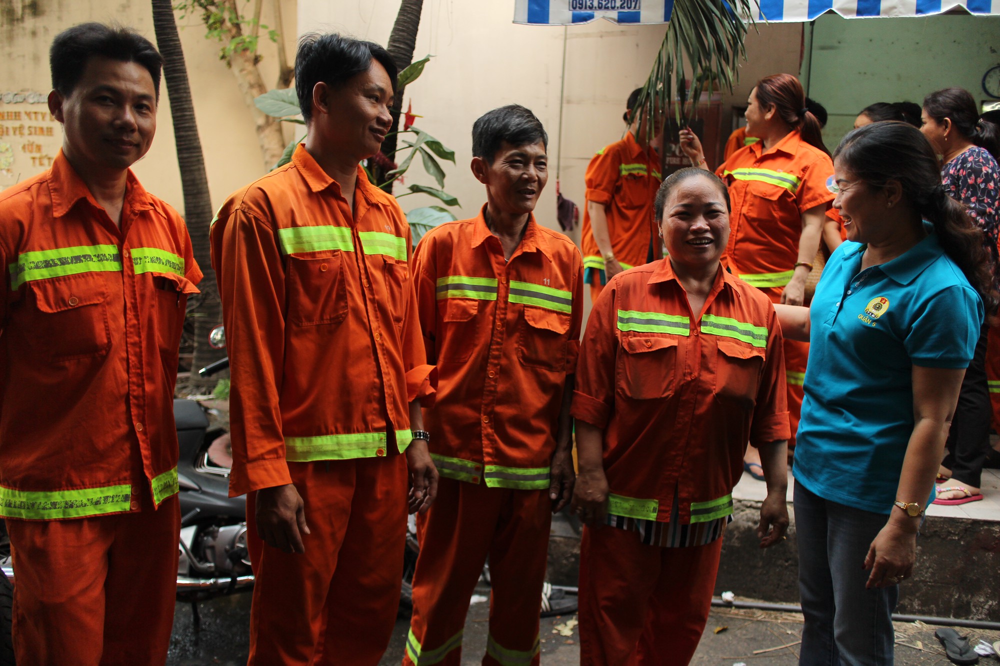 Mong công nhân vệ sinh đỡ vất vả