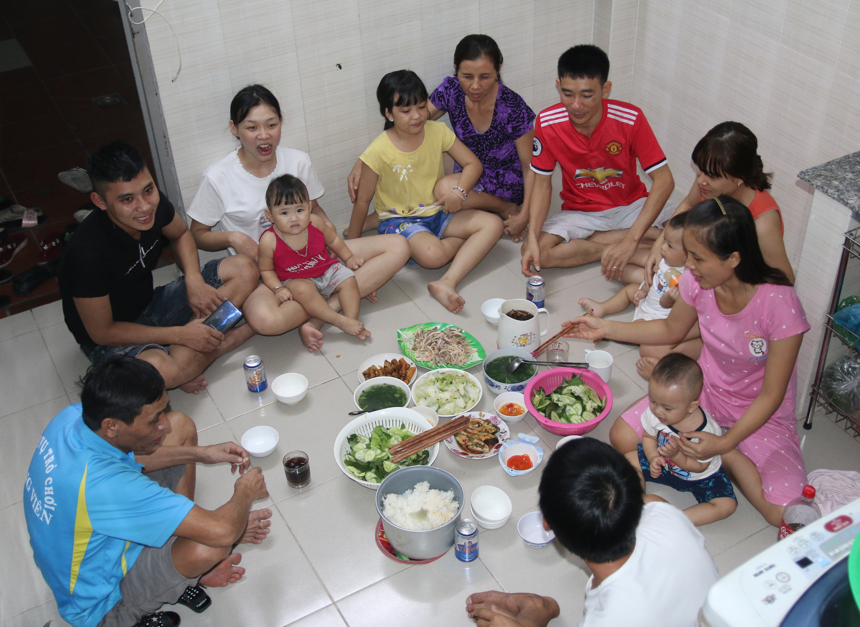Tết của những công nhân xa quê