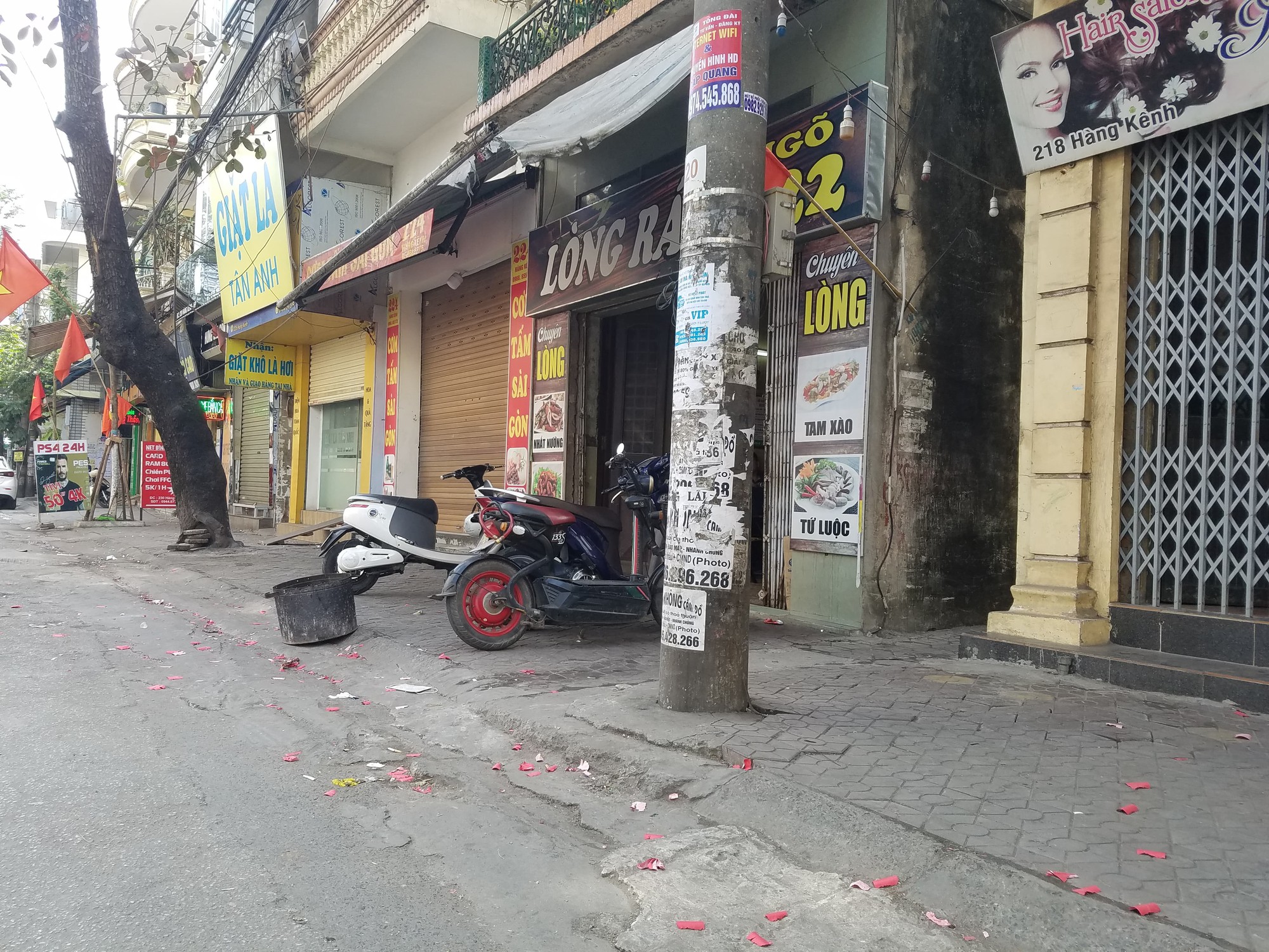 Hải Ph&ograve;ng, Bắc Giang: X&aacute;c ph&aacute;o vương v&atilde;i tr&ecirc;n nhiều tuyến đường - Ảnh 2.