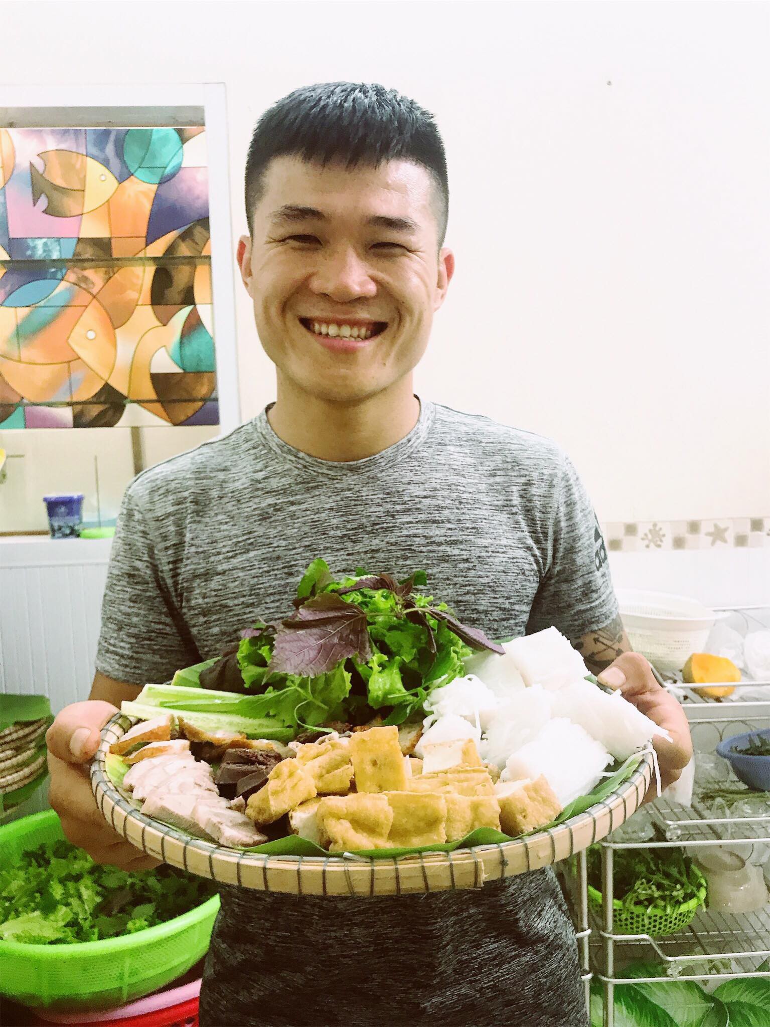 Hai nh&agrave; v&ocirc; địch SEA Games...b&aacute;n b&uacute;n đậu - Ảnh 2.
