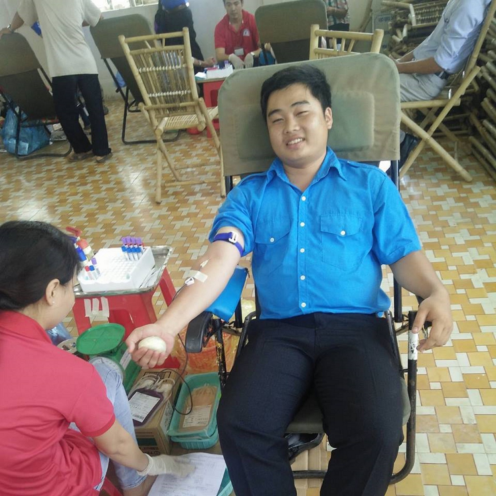 Đầu Xuân gặp chàng sinh viên 5 năm học đại học, hiến máu gần 20 lần - Ảnh 1.