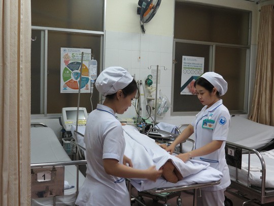 0 giờ, 6 ch&aacute;u b&eacute; đồng loạt ch&agrave;o đời ở Bệnh viện Từ Dũ - Ảnh 8.