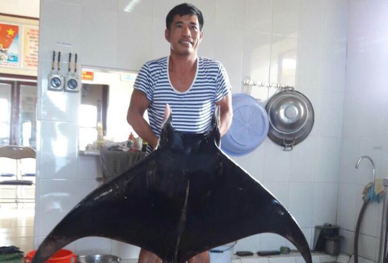 Lính nhà giàn trúng đậm cá “khủng” đầu năm
