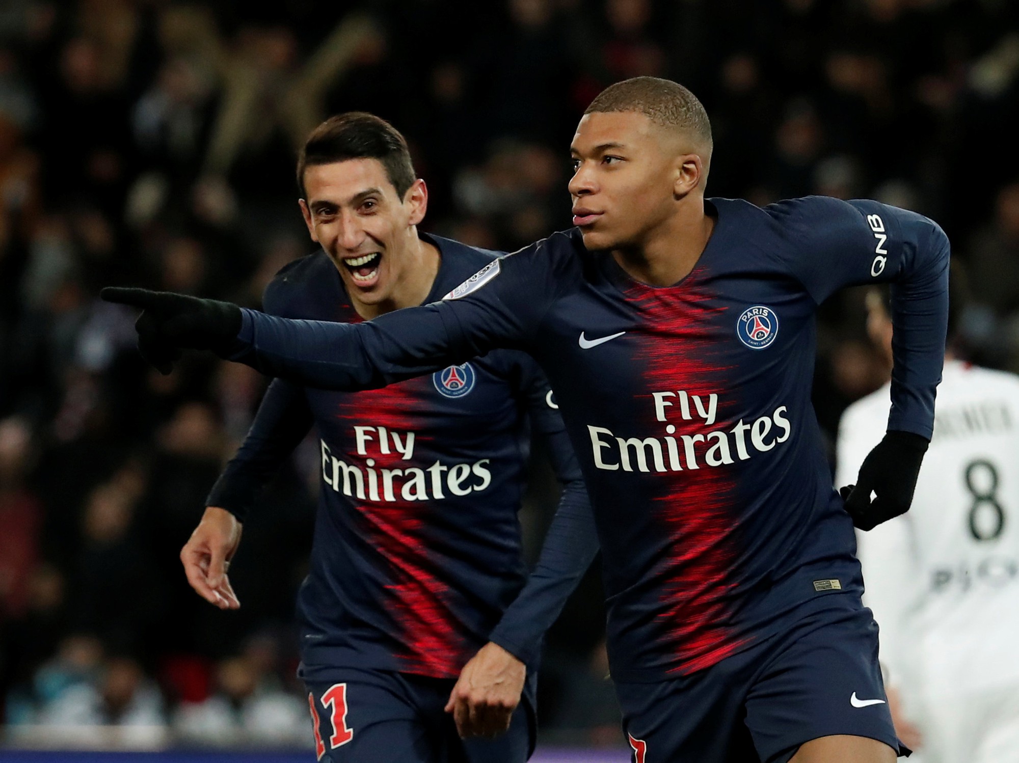 Real Madrid dùng 240 triệu bảng kích hoạt bom tấn Mbappe - Ảnh 4.